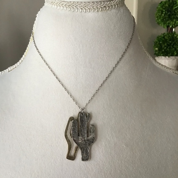 Cactus Necklace Dual Charms Metal Western Bohemian Silver Tone Chain Adjusts NEW - Picture 5 of 9